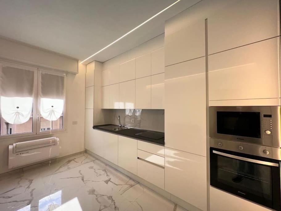 Suite Aurora Luxury In The Center Of 圣雷默 外观 照片