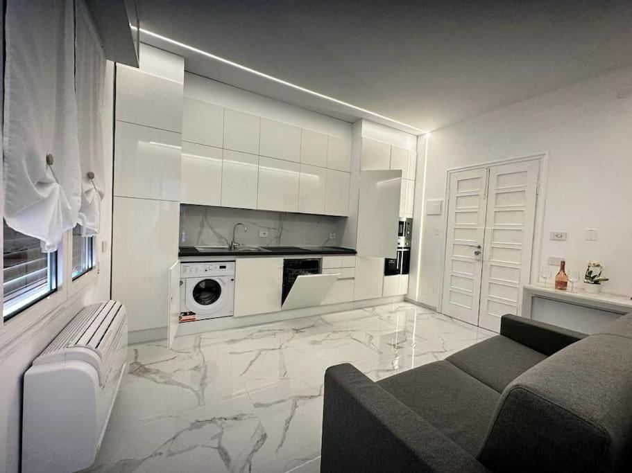 Suite Aurora Luxury In The Center Of 圣雷默 外观 照片